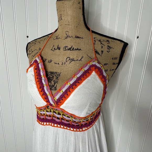 Indigo Rein White Crochet Trim Halter Maxi Dress Boho Festival Beach Size M - Picture 3 of 16